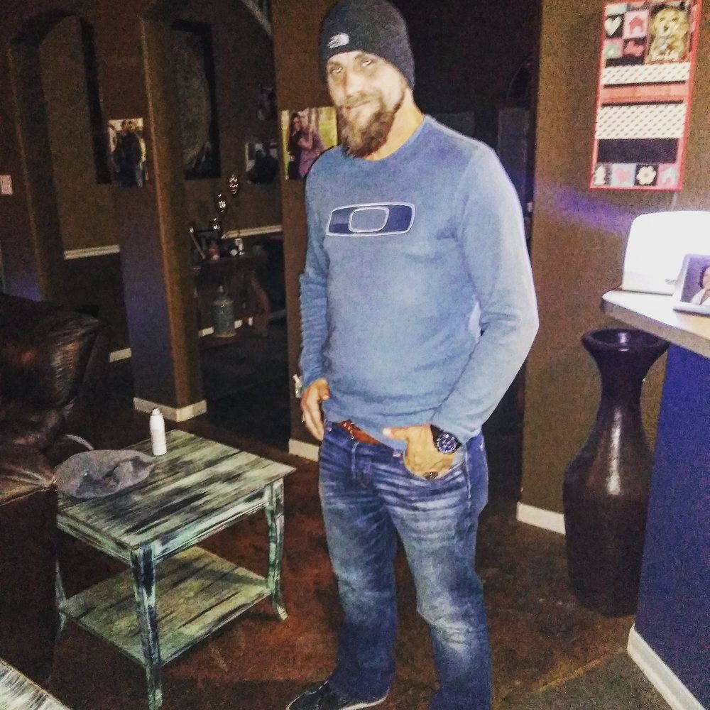 Meet your Posher, Chris